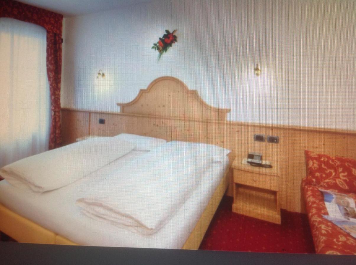 Hotel Pordoi - Fam Furgler Arabba Exteriör bild