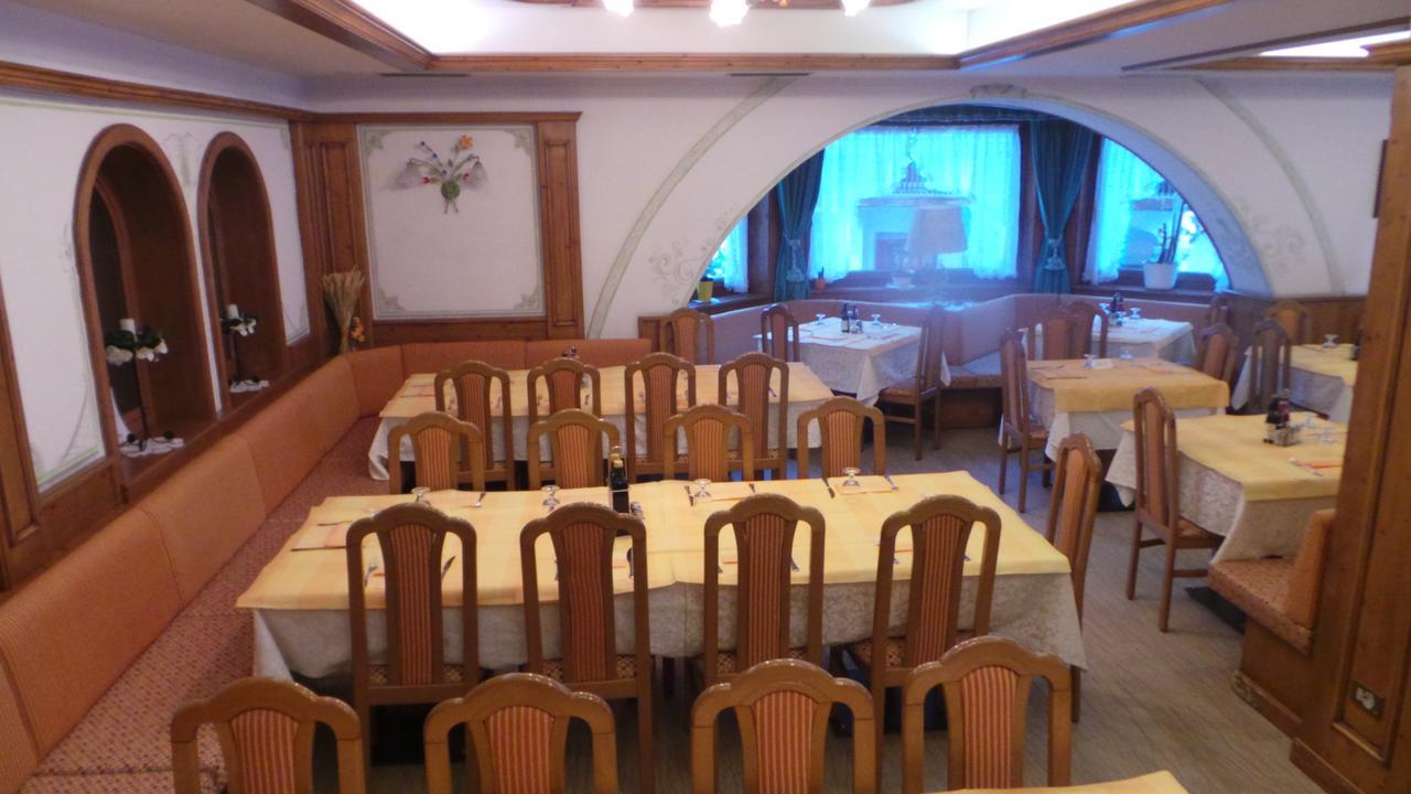 Hotel Pordoi - Fam Furgler Arabba Exteriör bild